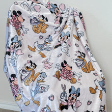 Load image into Gallery viewer, Minky Blanket in Mickey & Friends Valentines