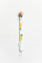 Load image into Gallery viewer, Cotton Pacifier Clip
