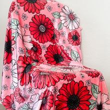 Load image into Gallery viewer, Minky Blanket in Daisy Love
